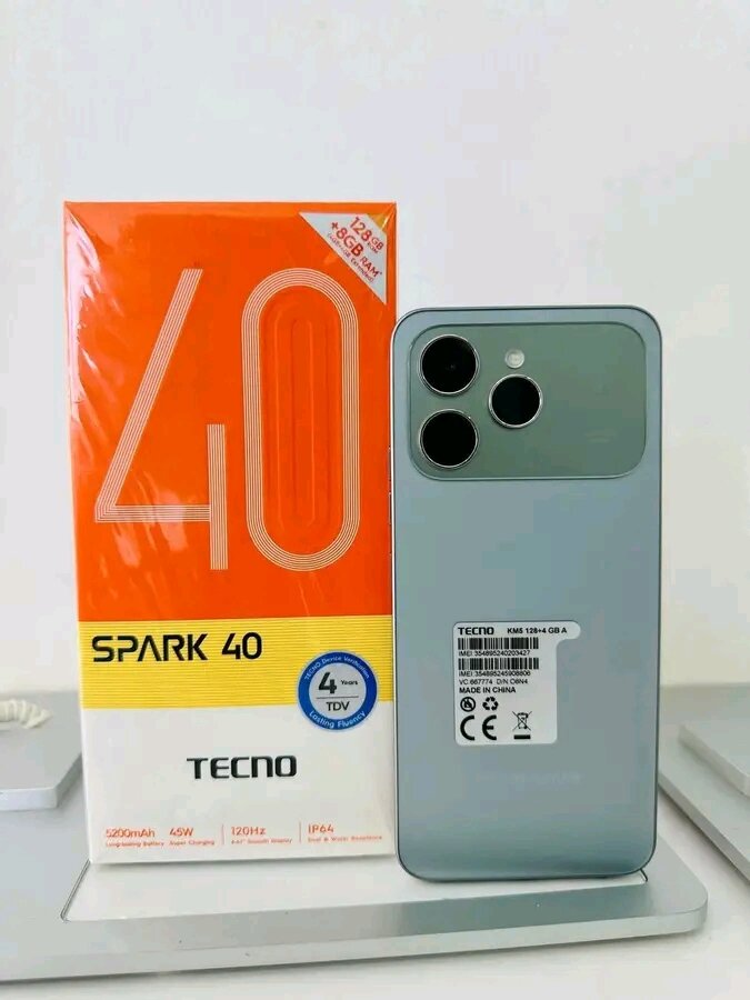 Smartphone TECNO SPARK 40