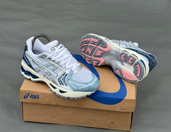 Chaussures de Course Asics