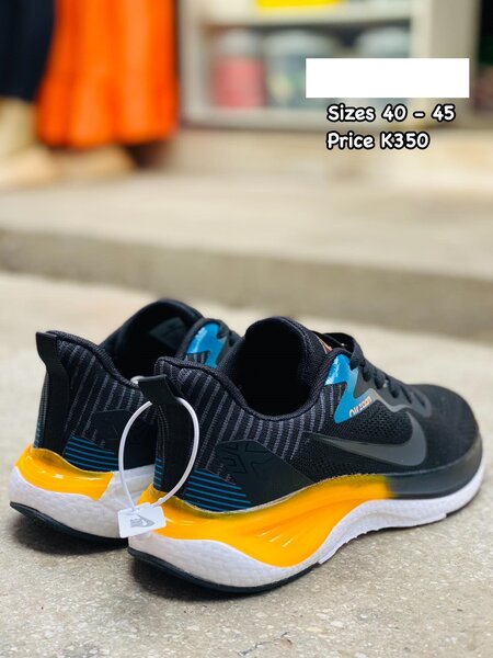 belles baskets pour hommes