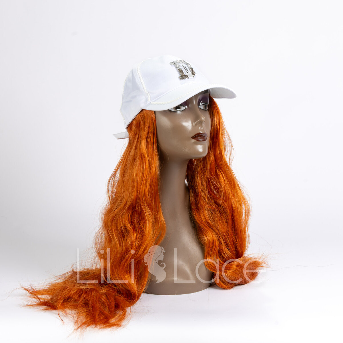 Casquette avec perruque rousse