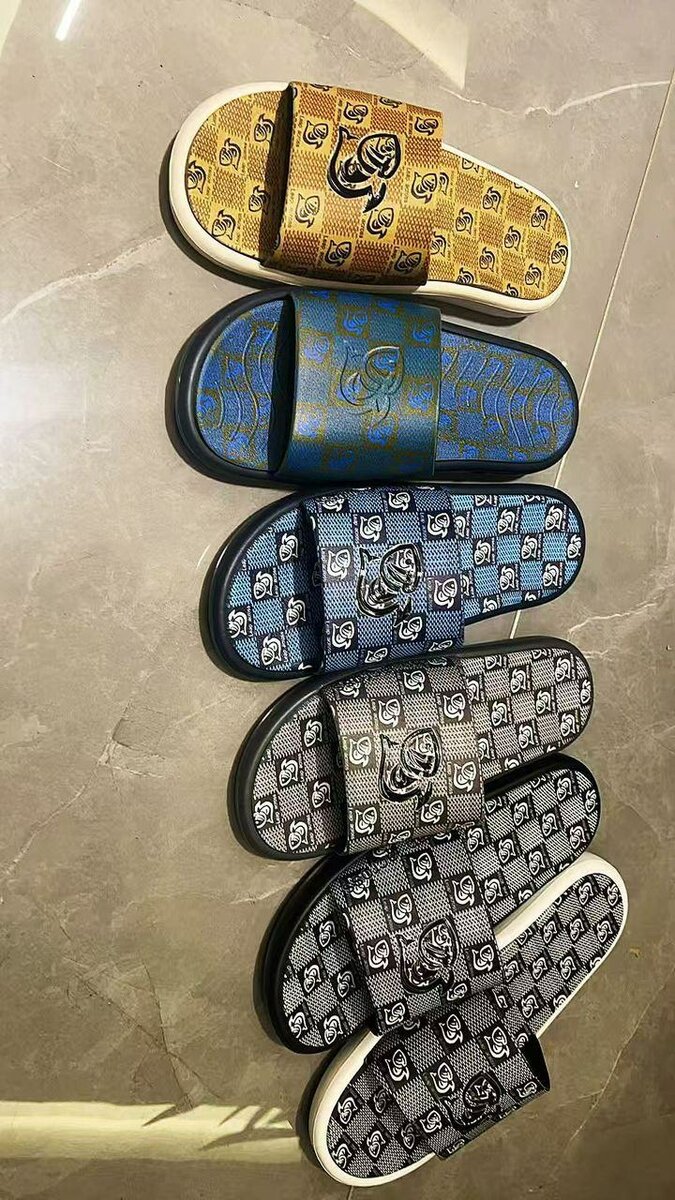 Claquettes Homme Confortables