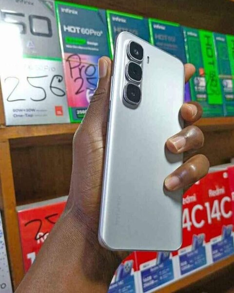 Infinix HOT 60 Pro+ 256GB