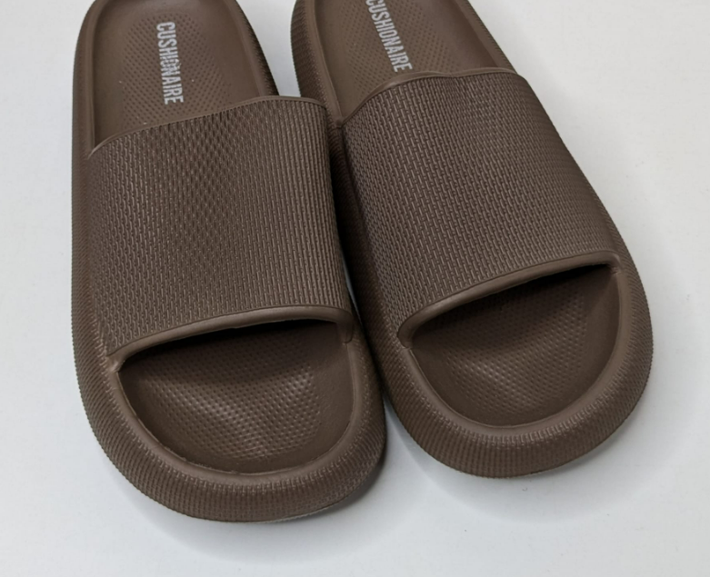 Cloud cushion slides