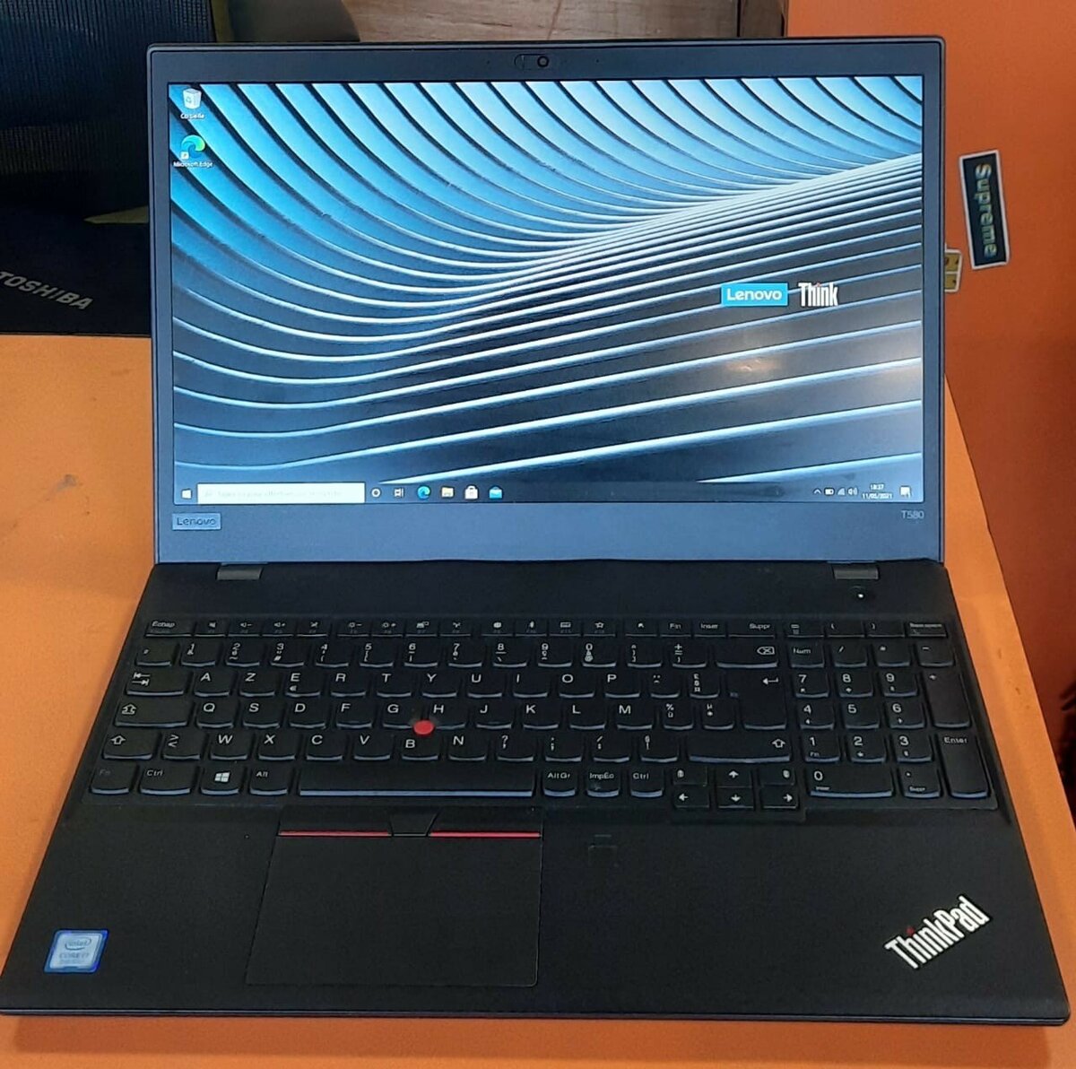 Lenovo ThinkPad T580 Laptop