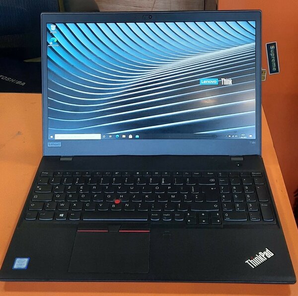 Lenovo ThinkPad T580 Laptop