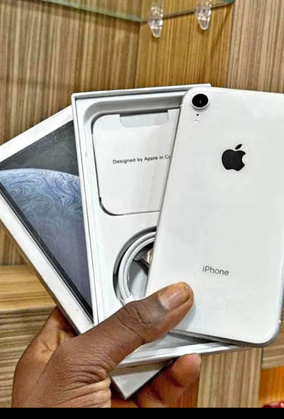 iPhone XR Blanc Reconditionné