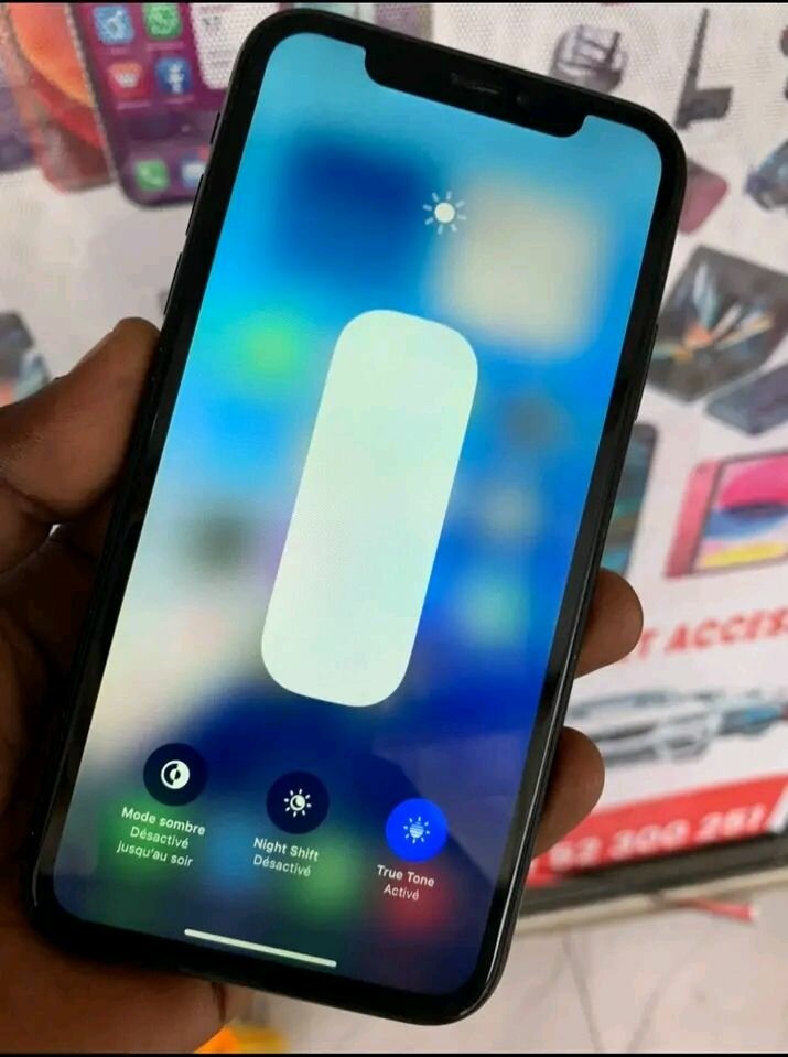 iPhone XR 64 Go Noir