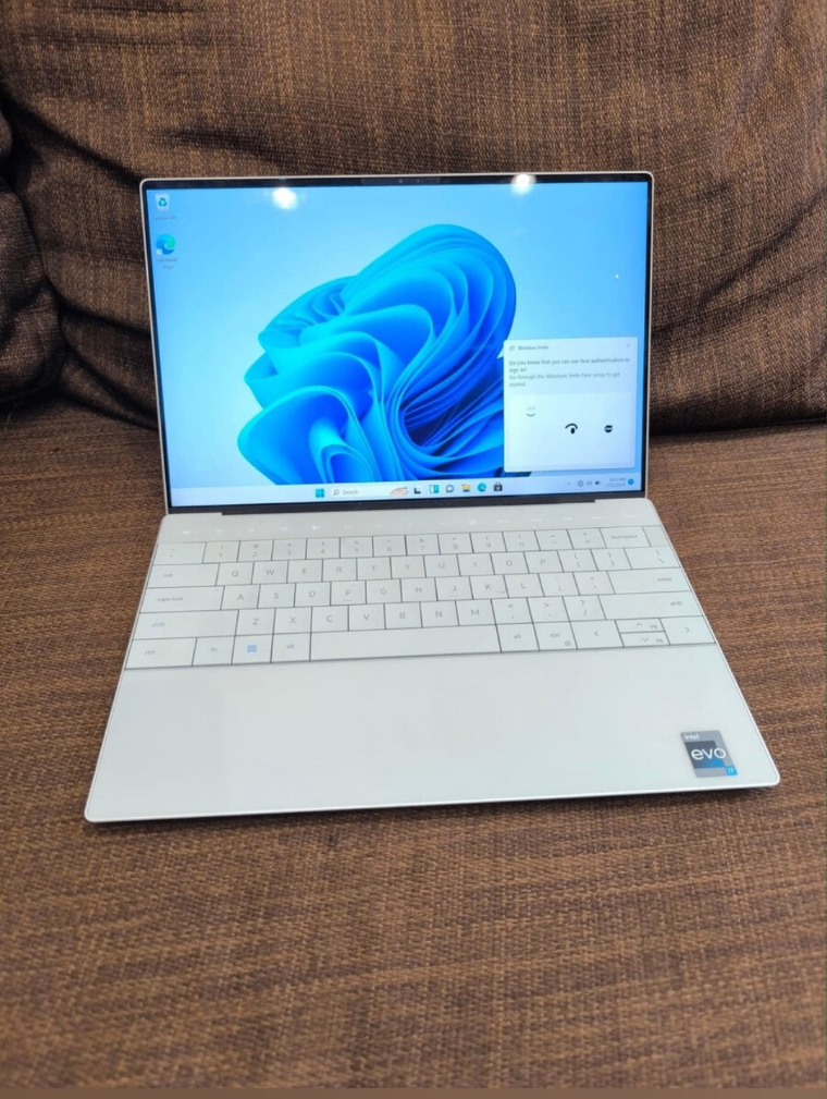 Sell XPS 9320 plus laptop