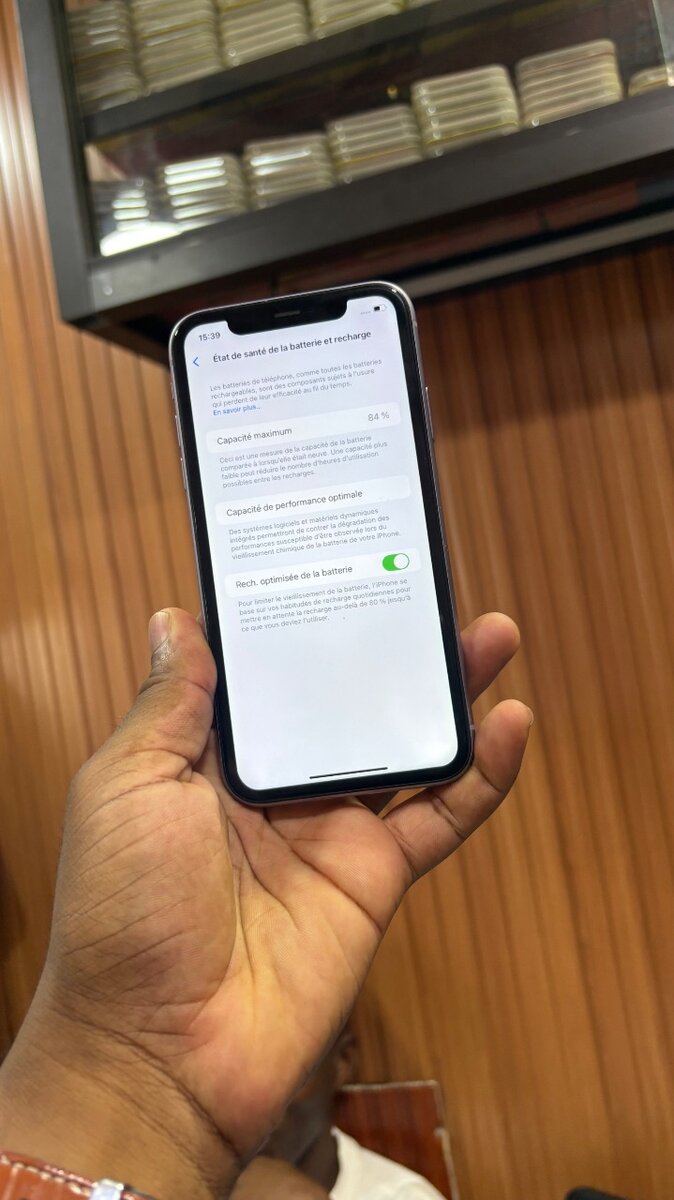 iPhone 11simple  Casi neuf