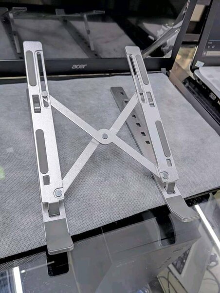 Support ajustable pour ordinateur portable en aluminium