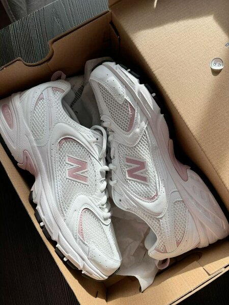 New Balance 530 Century Pink