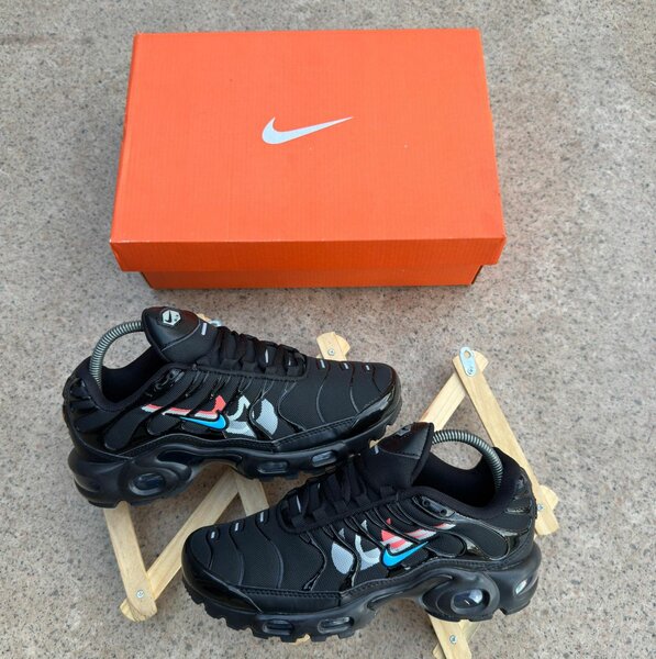 TN Nike
