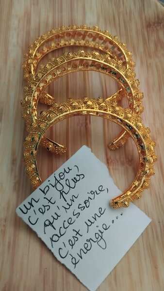 Lot de 3 bracelets dorés