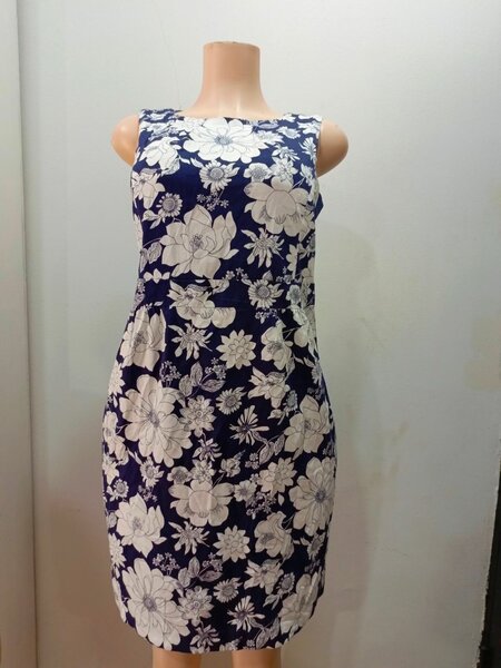 Robe élégante à fleurs femme