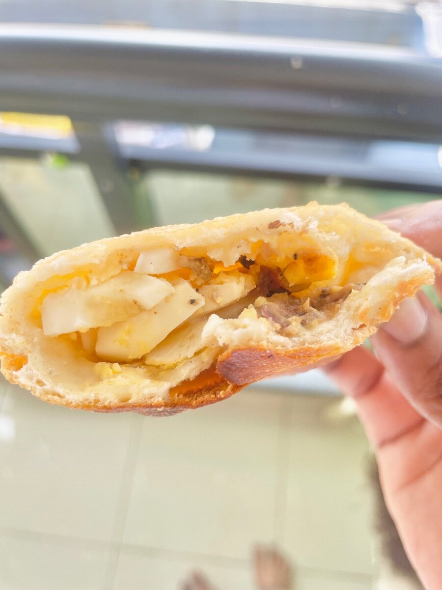 Pastel fourrer aux œuf