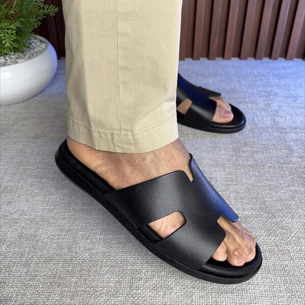 Sandale artisanale en cuir