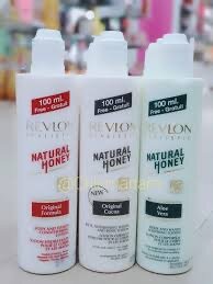 Revlon Naturals Shampoo 300ml