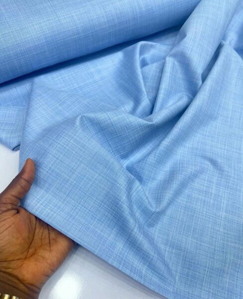 Tissu bleu en coton doux