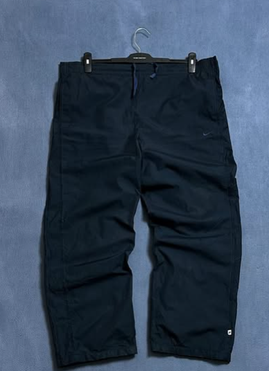 Nike track pants size : waist L/XL / length 40 