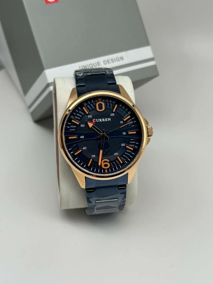 Montre analogique C U R R E N