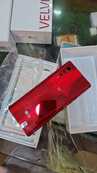 LG Velvet 5G 128gb/6gb ram brand new 12 months warranty call