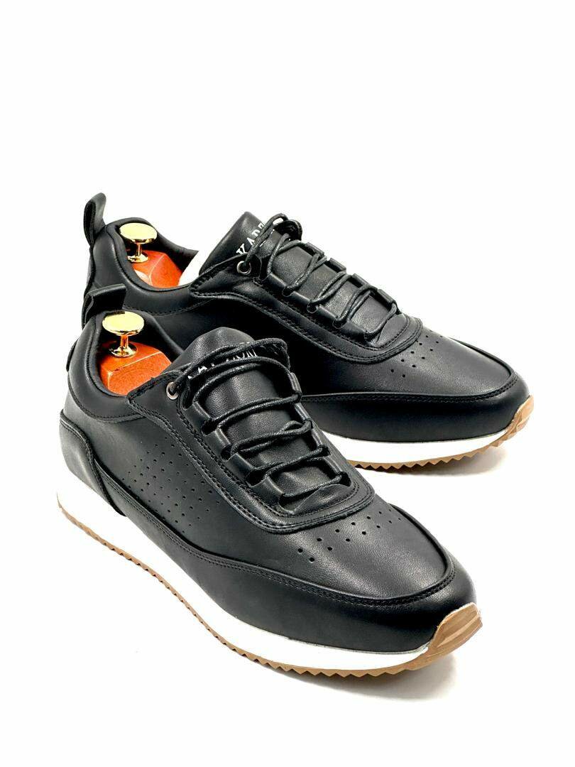 Fashion shoes available