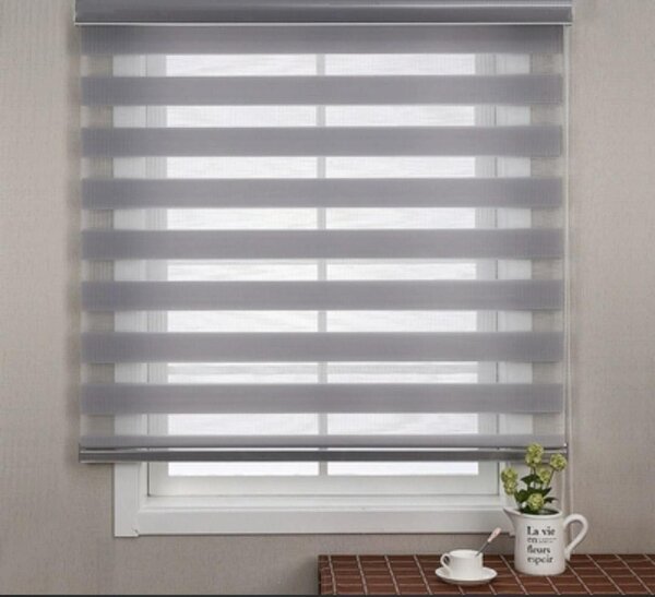Curtain blinds