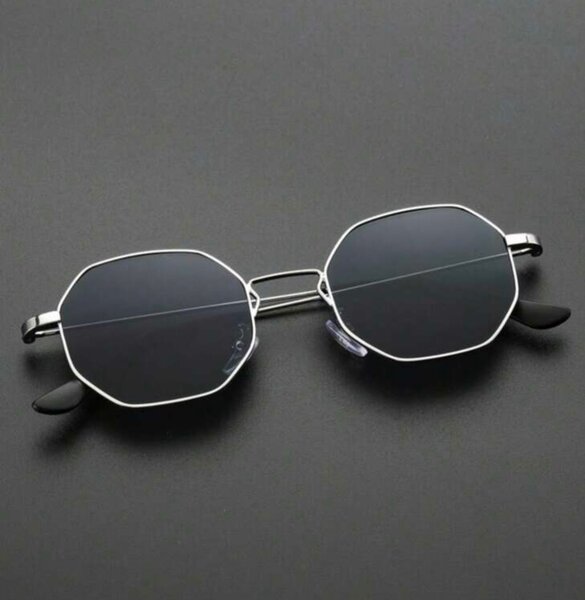 Lunettes de soleil octogonales élégantes
