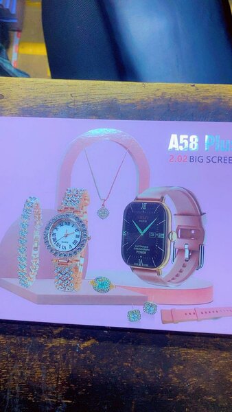 Montre connectée élégante