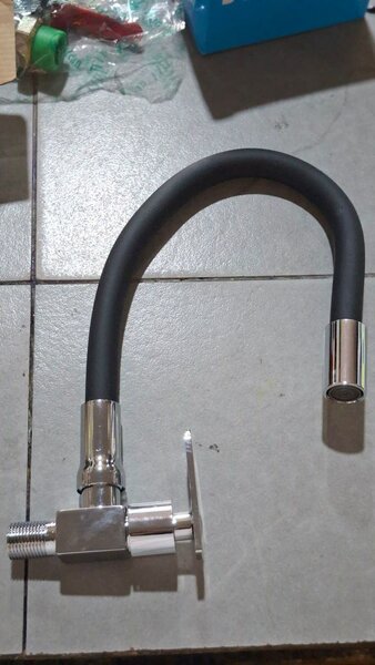 Robinet flexible coloré