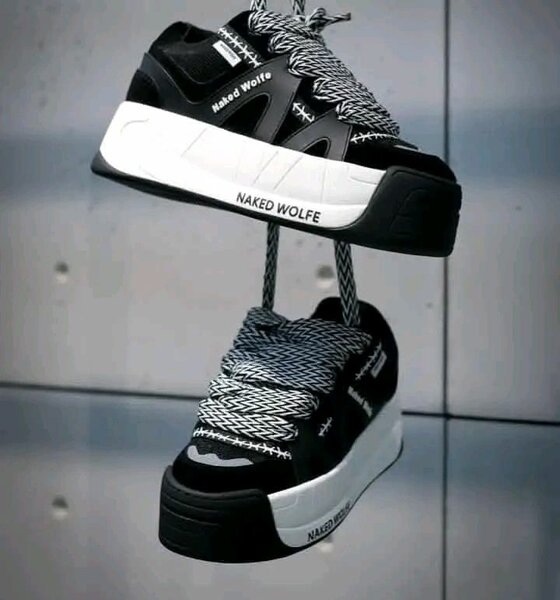 Chaussures plateforme Naked Wolfe