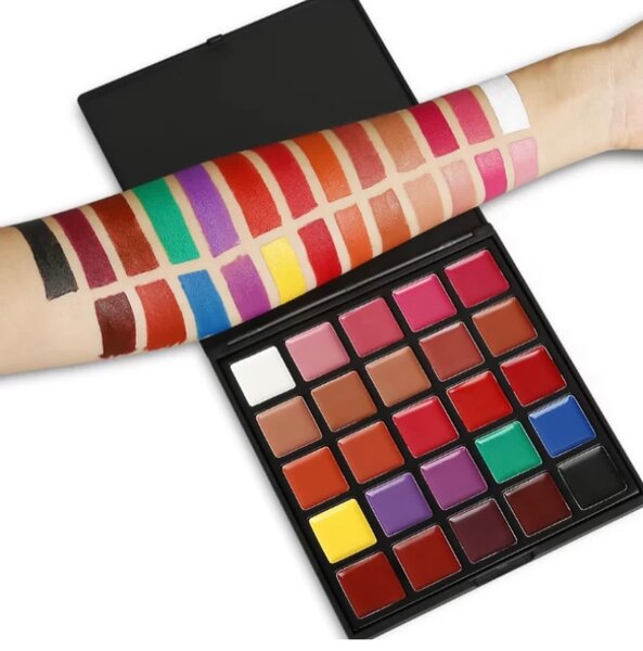 Lip palette