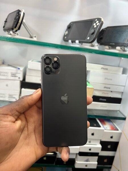iPhone 11 Pro Max 256gb disponible