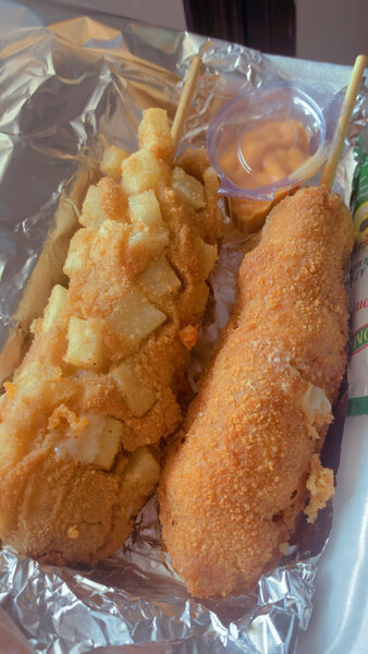 Corn Dogs saucisse +Fromage