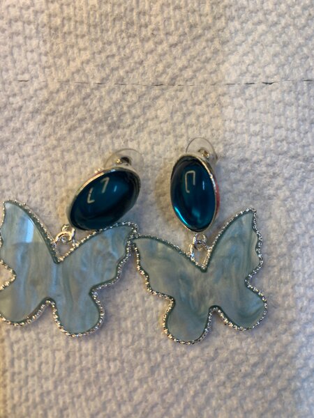 Boucles Papillon & Sculptées