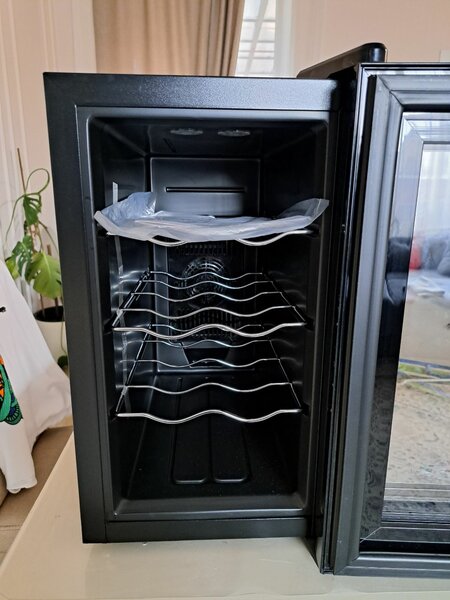 Винный холодильник