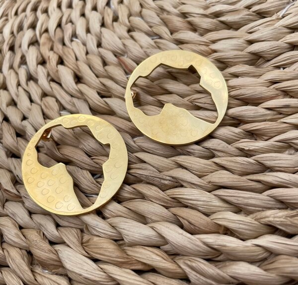 Boucles d'oreilles dorées Afrique