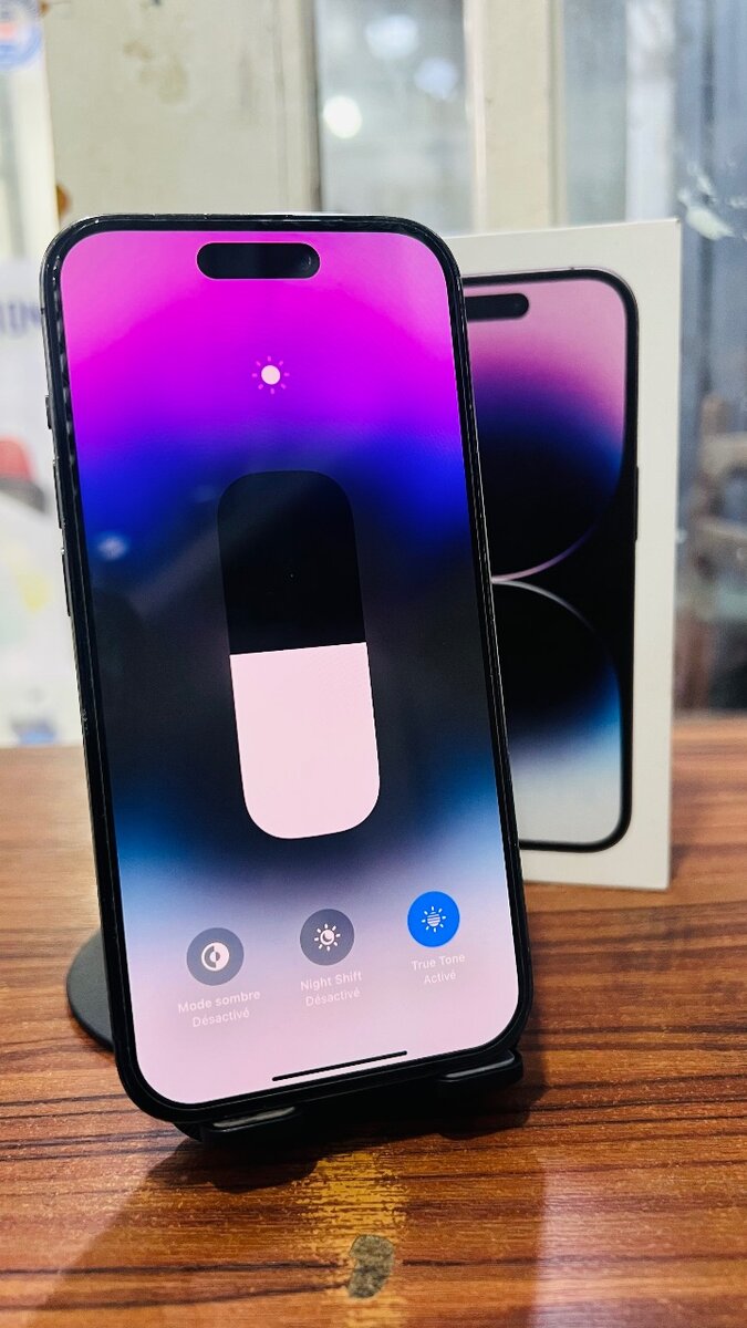 iphone 14 pro 128giga avec ID