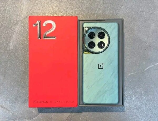 Smartphone OnePlus 12 Puissant
