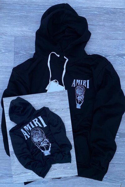 Sweat à capuche moderne