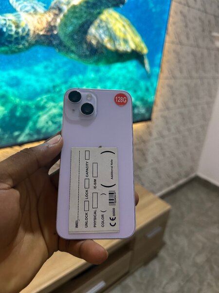 iPhone 14 esim sim 128 gig