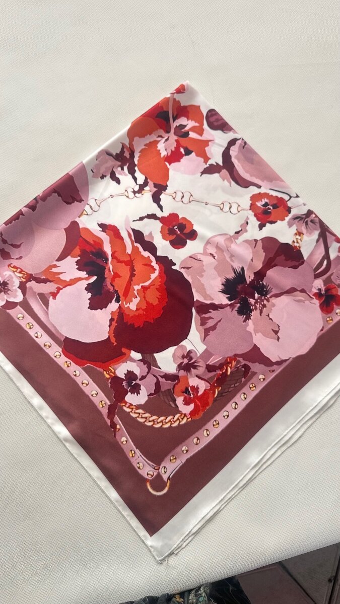 Шелковый платок