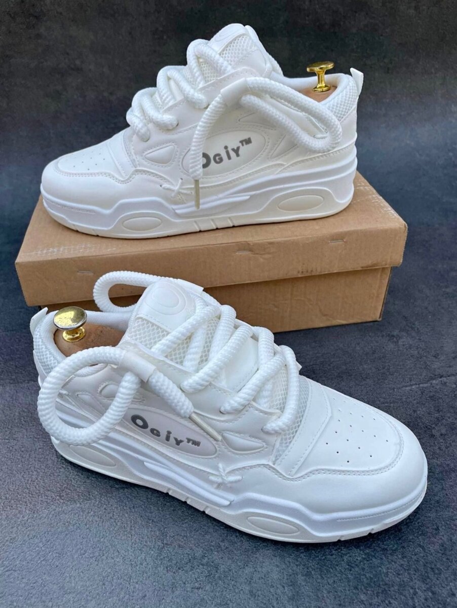 Sneakers Ogly™ tendance