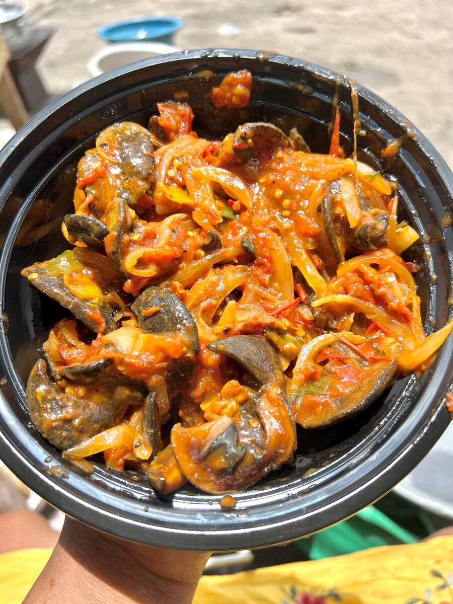 Escargots sautés avec atieké