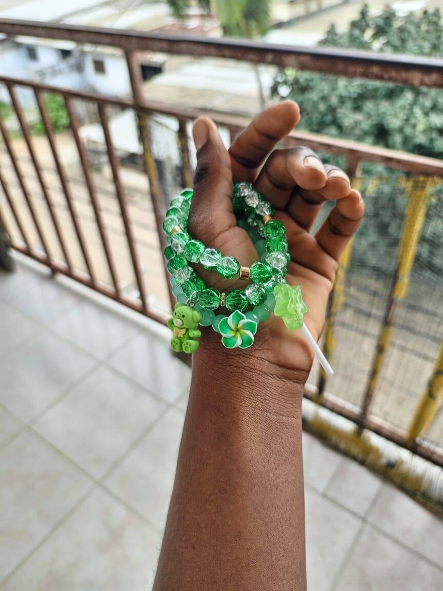 Bracelet perles vertes élégantes