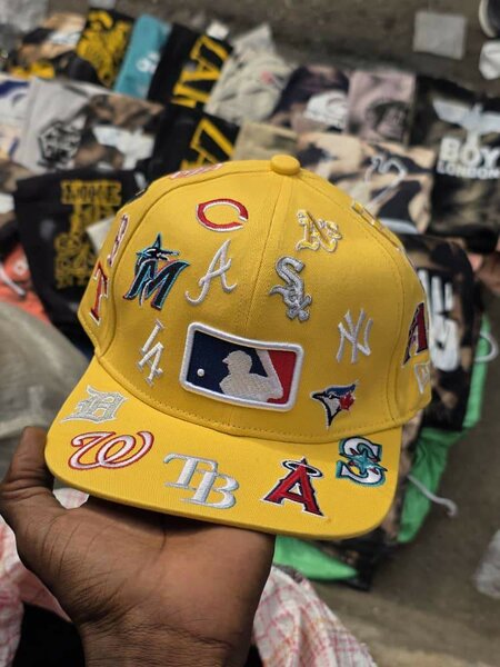 Casquette baseball brodée