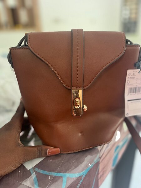 Sac à bandoulière en cuir élégant