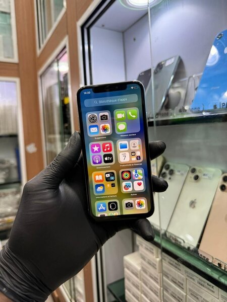 iPhone X simple tout passe