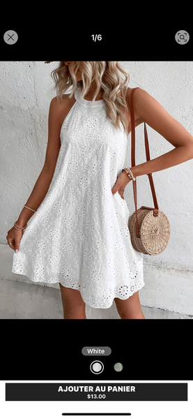 Robe d'été blanche en dentelle