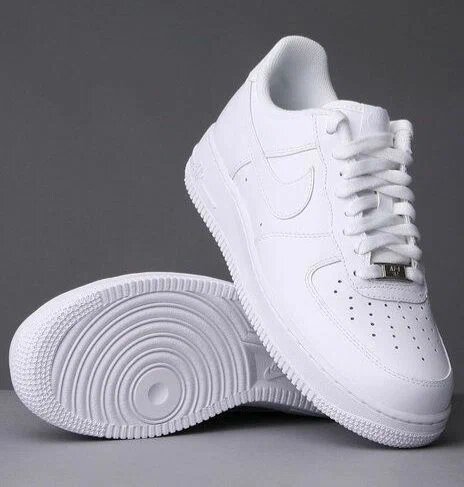 Black Classic Sneakers